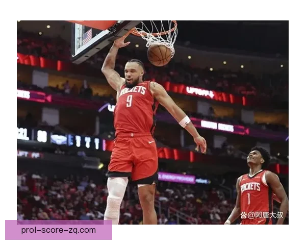 克里夫兰骑士不敌休斯顿火箭104比114火箭多点开花掌控比赛节奏分析