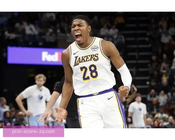 湖人火力全开129比118力克公牛展现冠军潜力